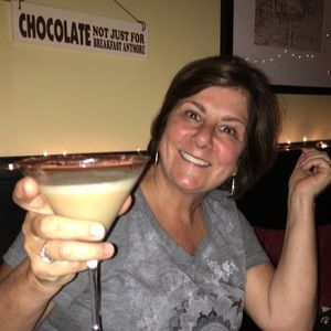 Meet your Posher, Nancy